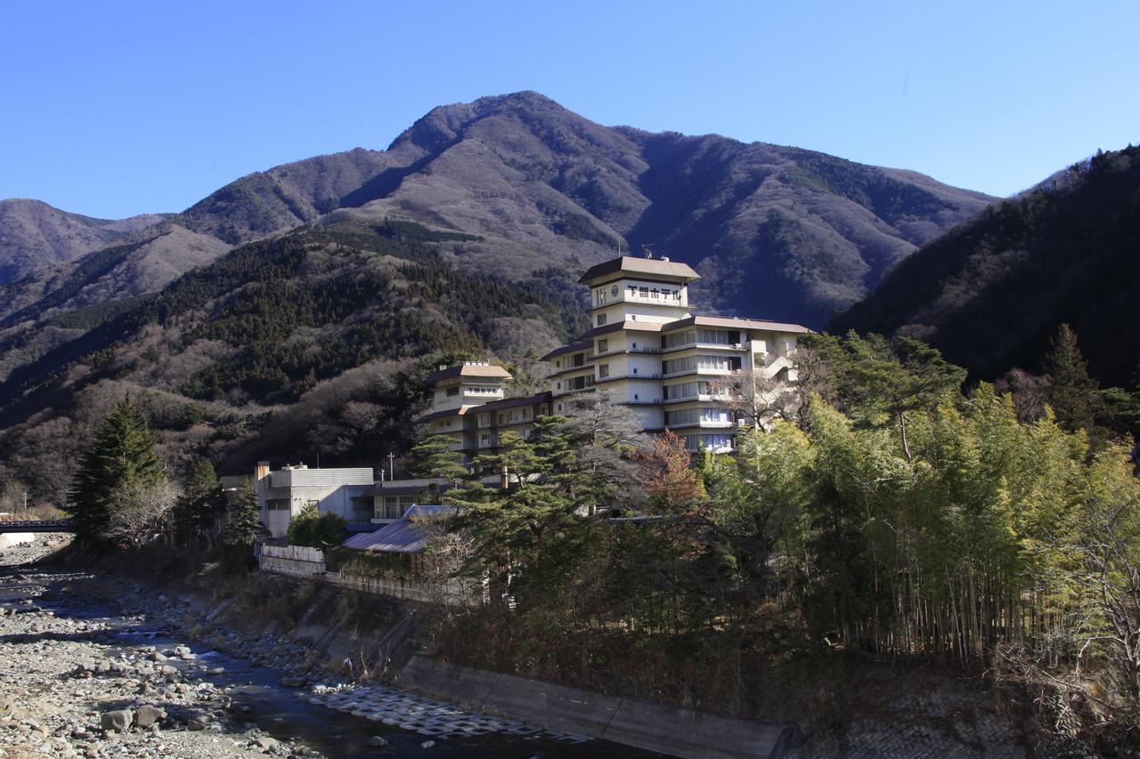 Shimobe Hotel Minobu Exteriör bild